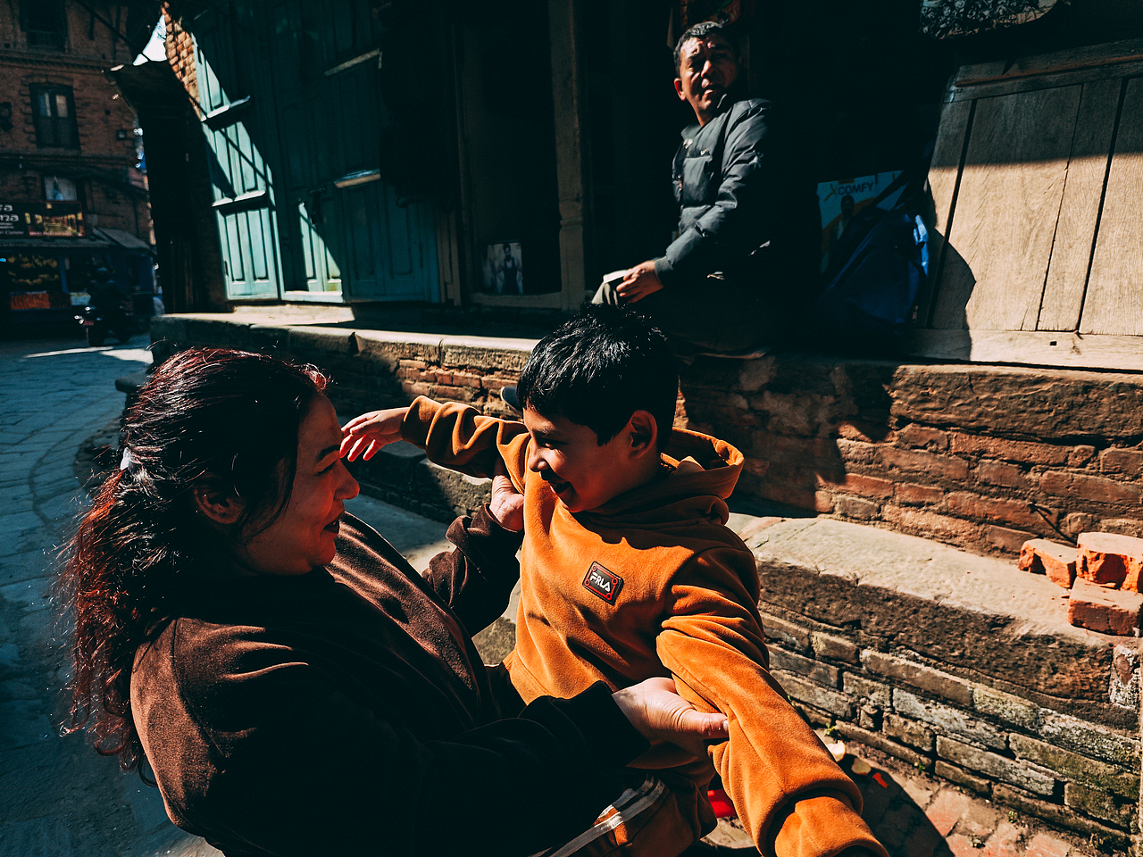 阳光灿烂的尼泊尔