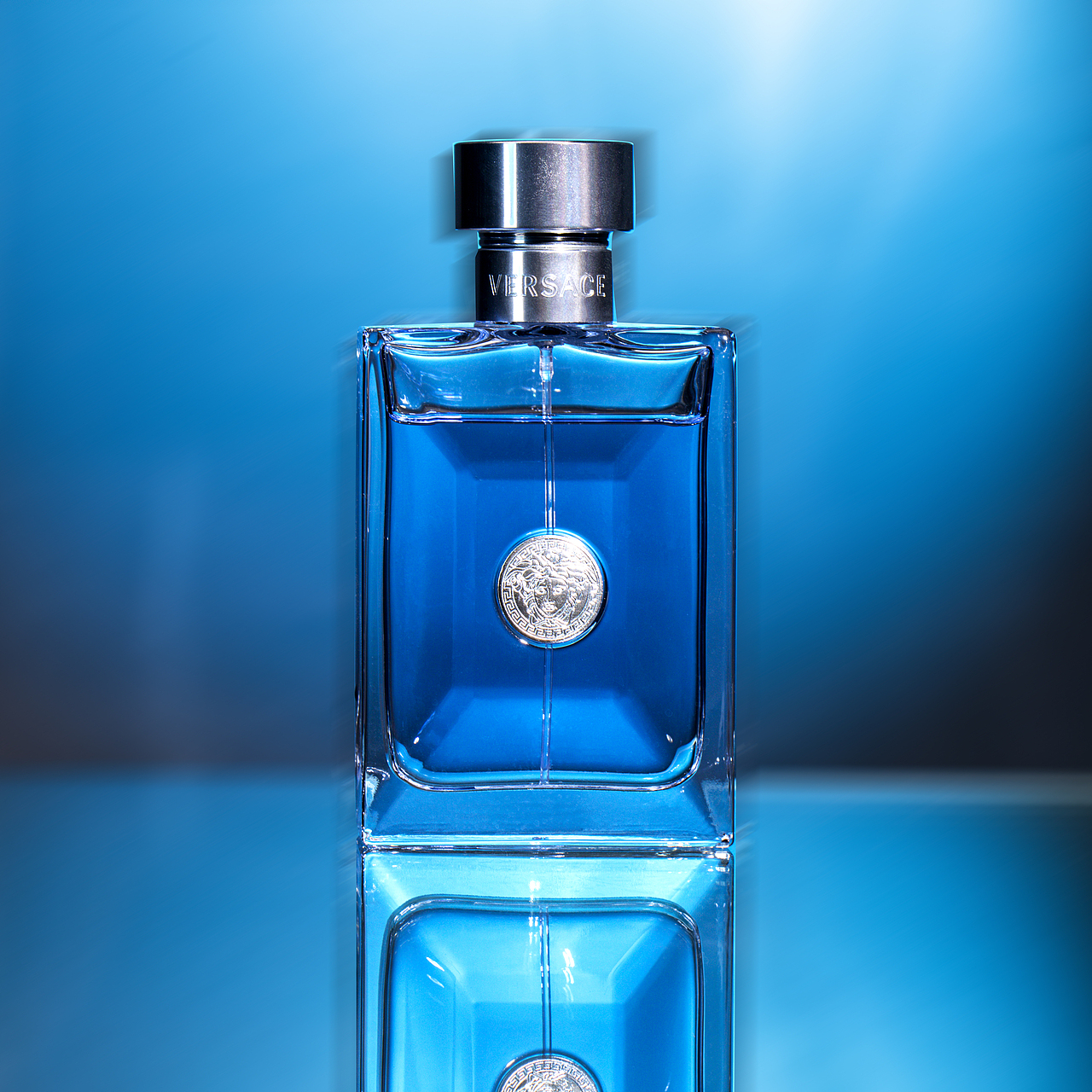 产品摄影 | versace范思哲男士同名香水拍摄