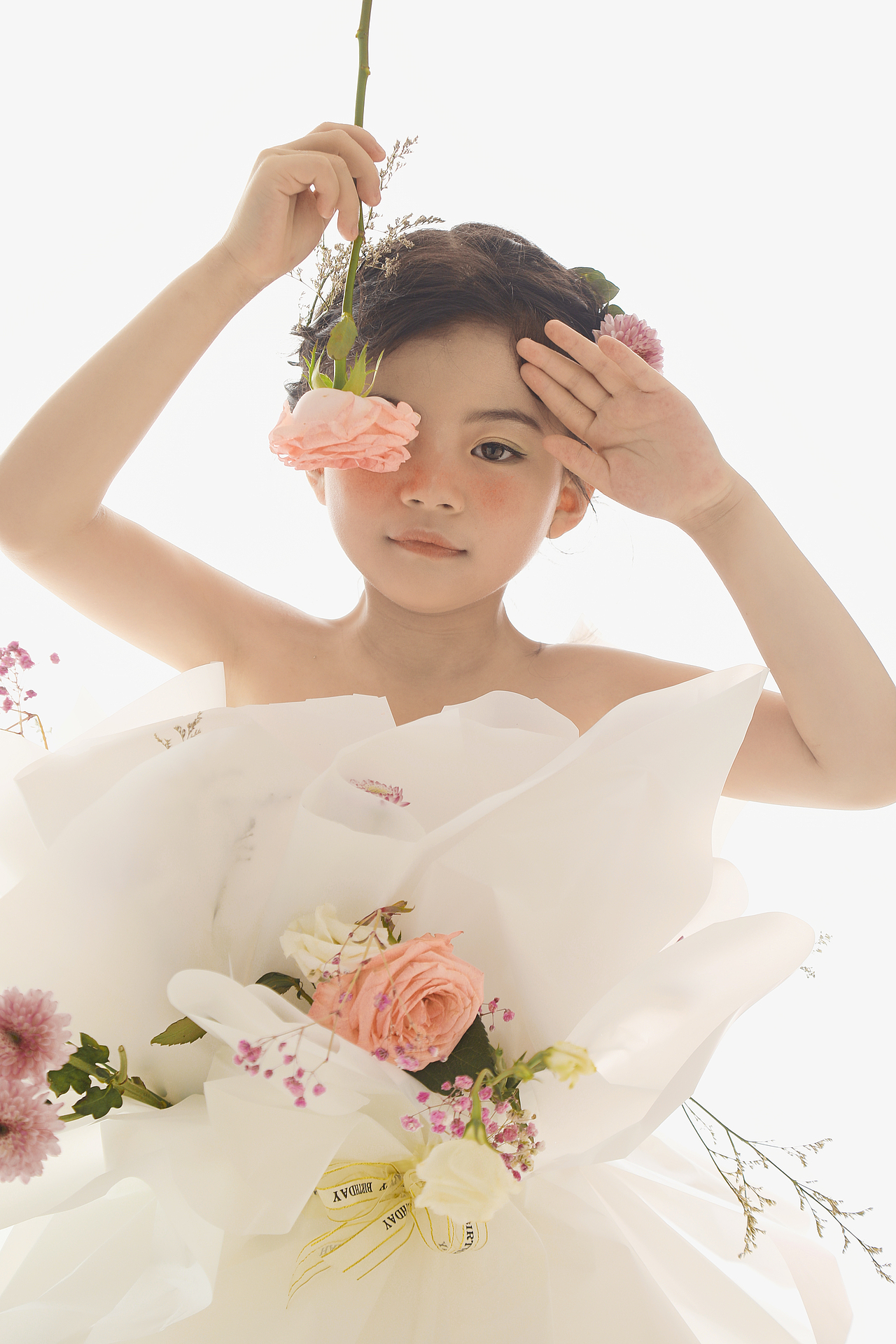 花束写真|儿童摄影（图ZMzA0MDA4Mzg0） - 人像摄影 - 站酷设计师微光摄影工作室原创素材 - 站酷ZCOOL