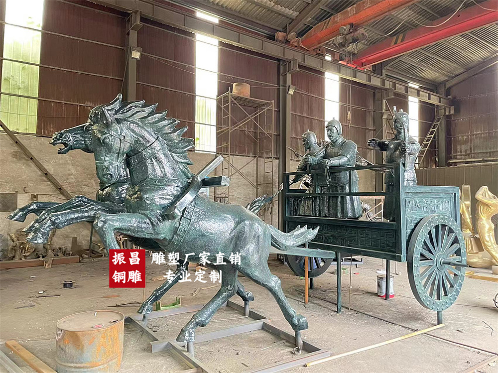 古代大战马拉车城市景观雕塑作品