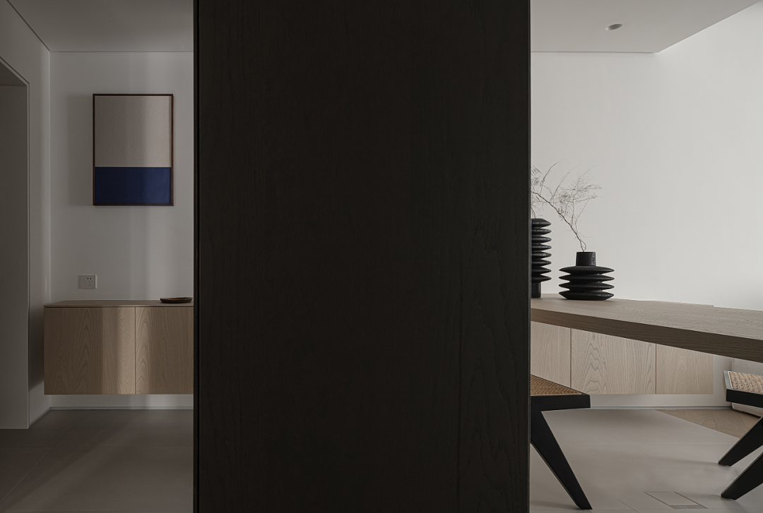 自然极简风,以光调节空间情绪,探索无我的自由境界