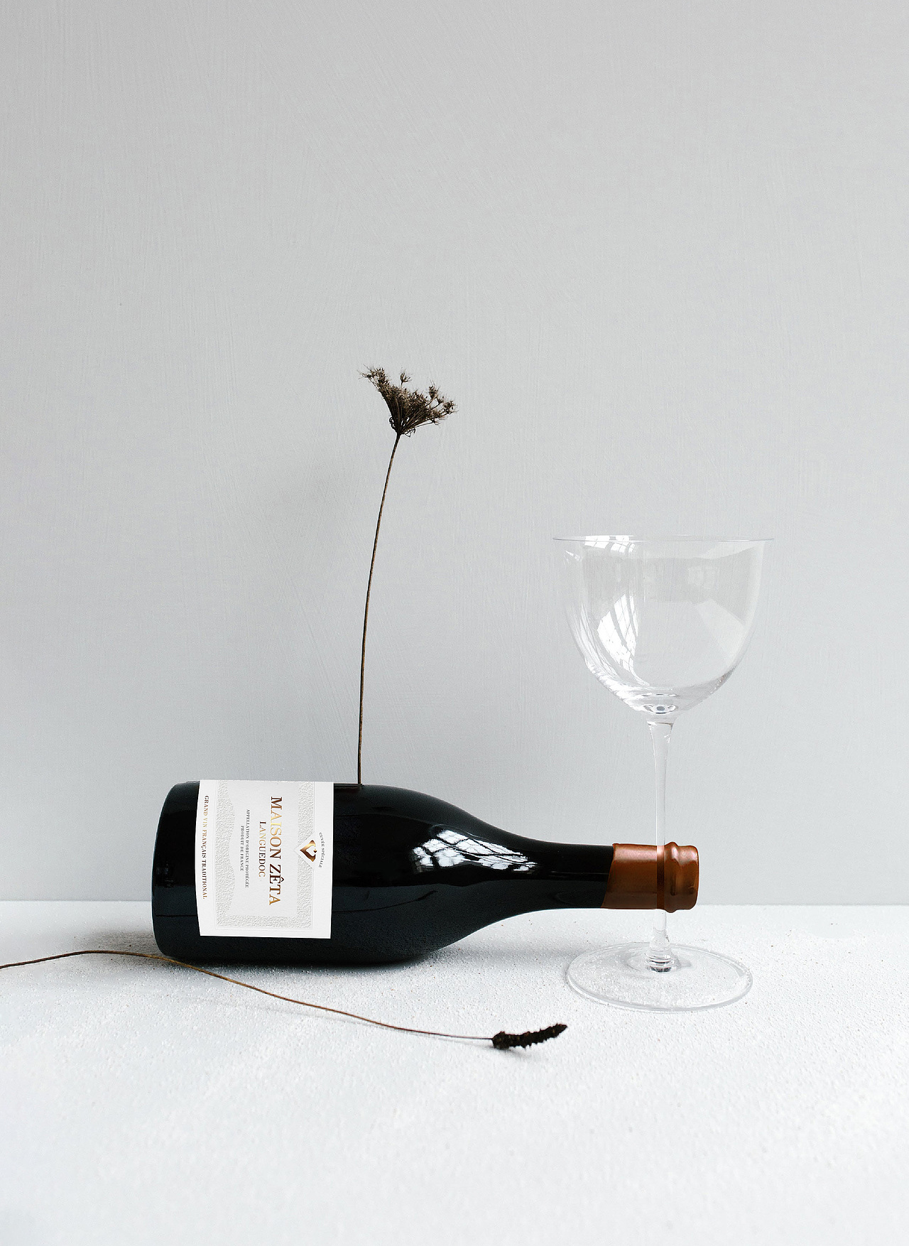 法国朗格多克干红葡萄酒酒标设计（重磅勃艮第瓶）（图ZMzMyMTgwNjI0） - 包装 - 站酷设计师小陈快快跑原创素材 - 站酷ZCOOL