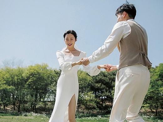 早春可拍的森系婚纱照，浪漫又高级