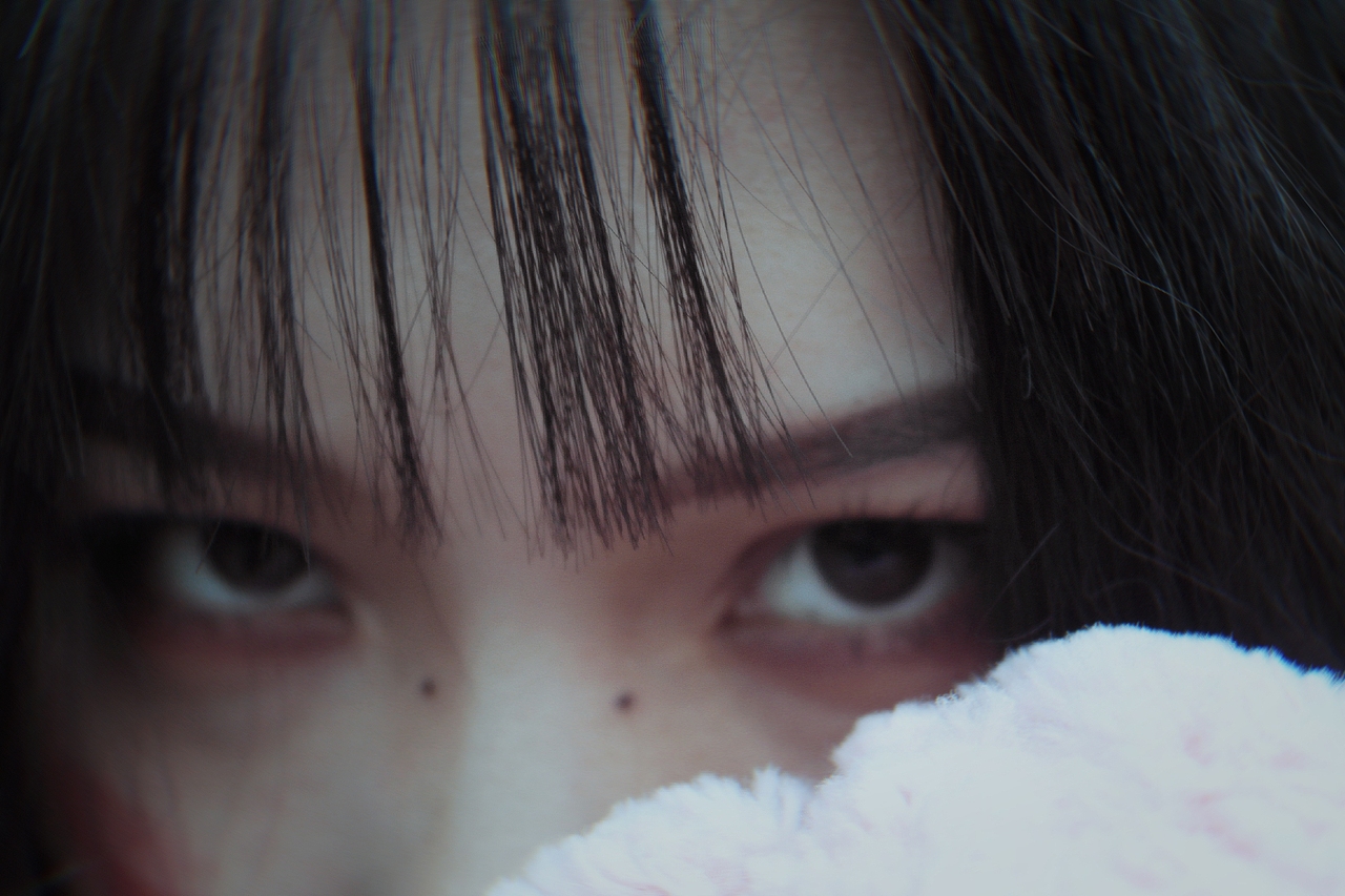 黄昏与黑夜里的小傻猪（图ZMTY2ODQwMjMy） - 人像摄影 - 站酷设计师阿柯ak原创素材 - 站酷ZCOOL