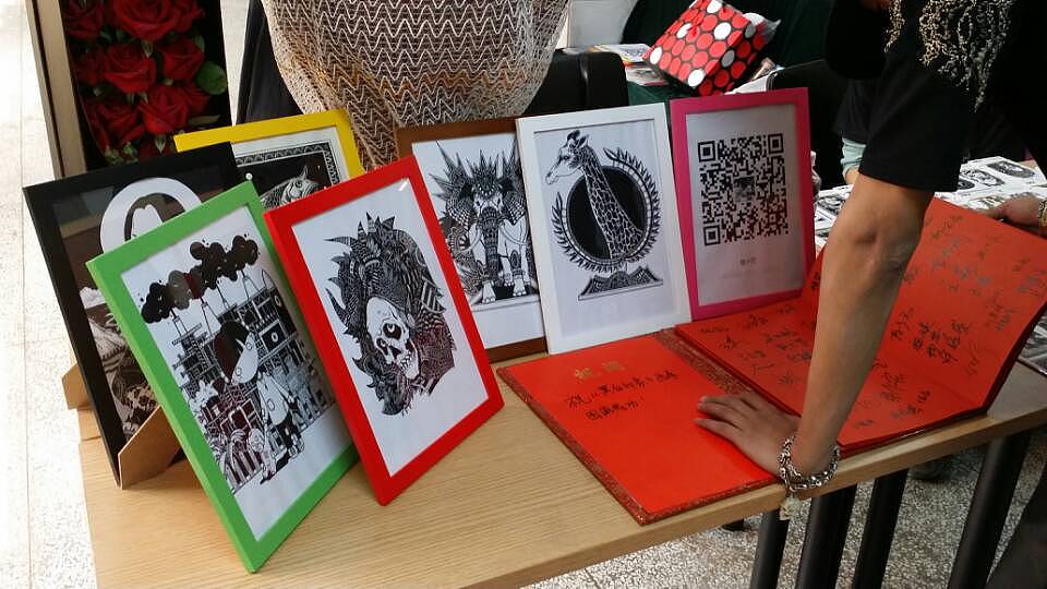 我的个人画展《黑白印象》全记录(图ZMjA3ODg1MzI=) - 人文/纪实摄影 - 站酷设计师墩小贤原创素材 - 站酷ZCOOL