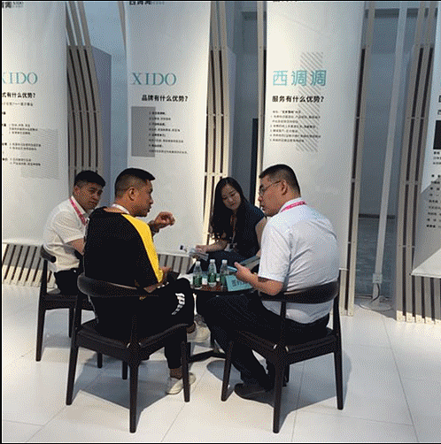 「西调调卧室整配」北京展会火爆现场（图ZMTYzODQyOTM2） - 人像摄影 - 站酷设计师西调调原创素材 - 站酷ZCOOL