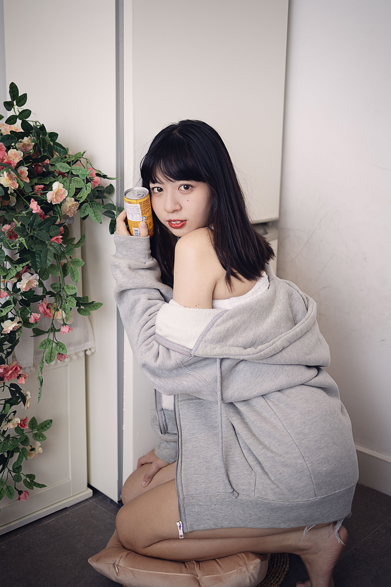 三吉【EOS R+RF35 1.8】（图ZMjY0MTUzOTY0） - 人像摄影 - 站酷设计师良俊原创素材 - 站酷ZCOOL