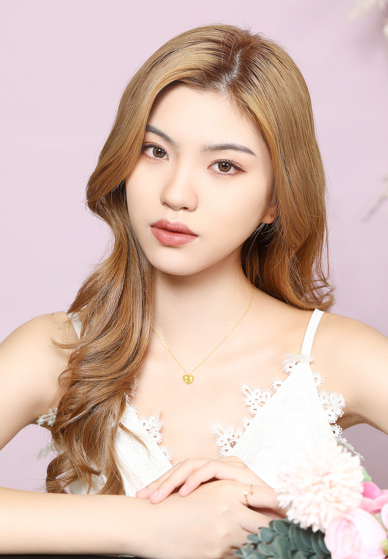 珠宝模特拍摄（图ZMjk4OTA0ODA0） - 人像摄影 - 站酷设计师yangyang29原创素材 - 站酷ZCOOL