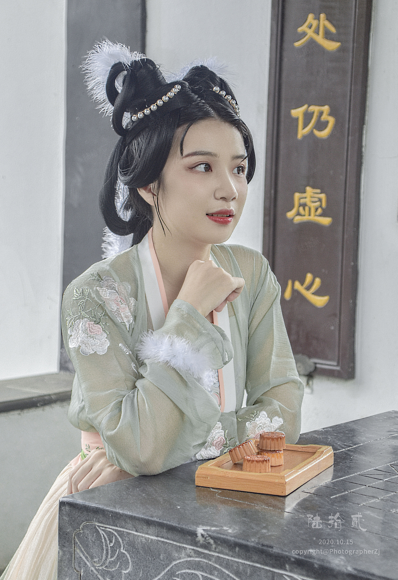 『小玉兔』（图ZMjI4Mjg2MDA0） - 人像摄影 - 站酷设计师猫适原创素材 - 站酷ZCOOL