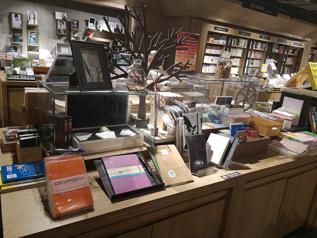 曲江书城-网红打卡地（图ZMjkzMzQwOTA0） - 其他摄影 - 站酷设计师山水一重重原创素材 - 站酷ZCOOL