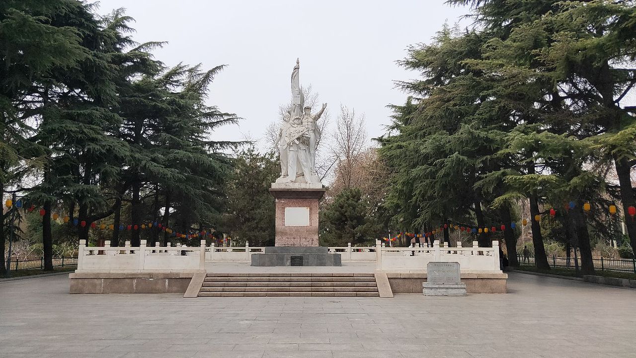 初春游丛台公园(一)