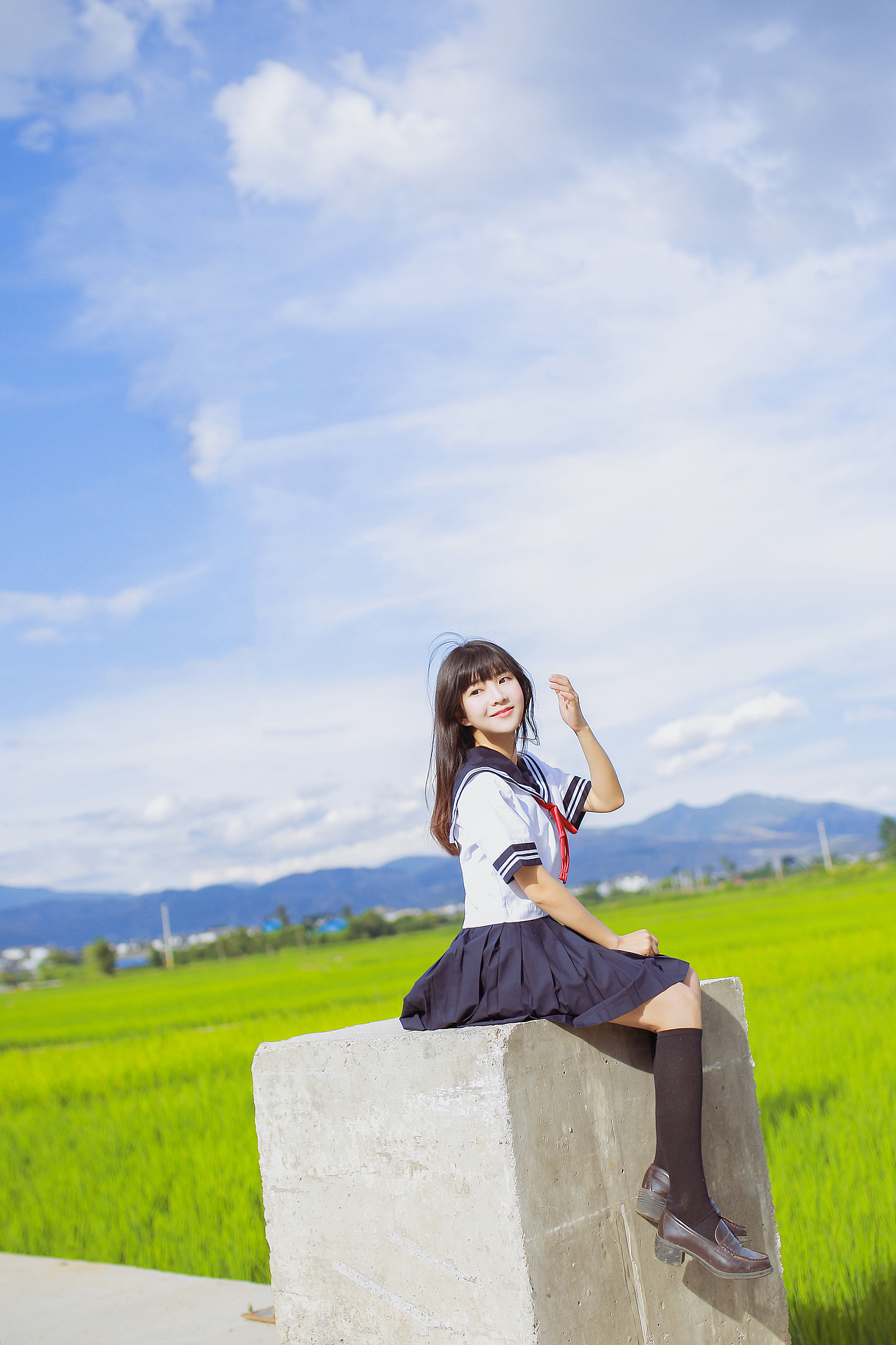 「夏末至,秋風起」