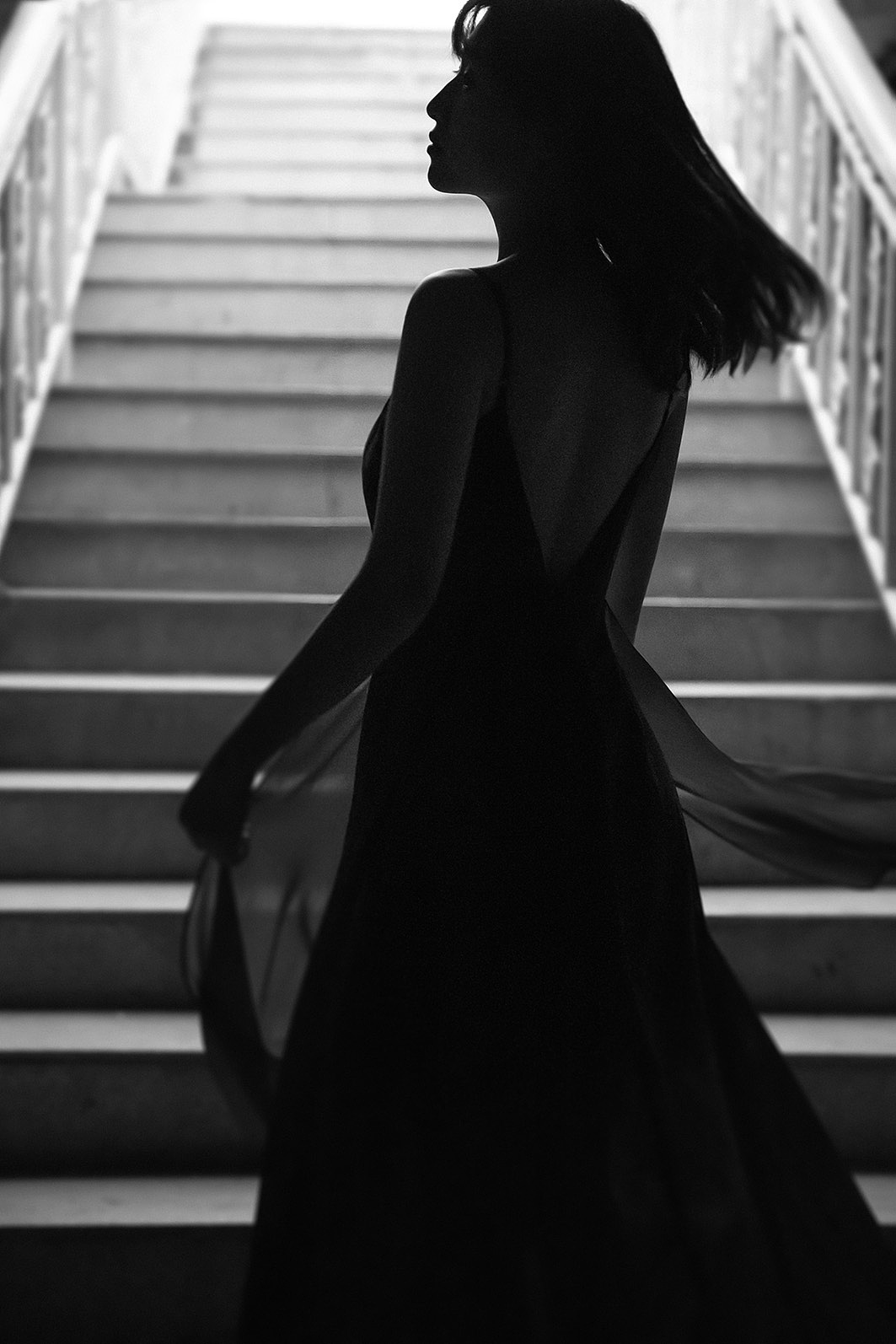 黑暗里你自带光芒