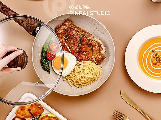 煎炒烹炸｜麥飯石套鍋（個(gè)人主頁(yè)-ZNTY4NTY0NDQ=） - 產(chǎn)品攝影 - 站酷設(shè)計(jì)師奶酪脆原創(chuàng)素材 - 站酷ZCOOL