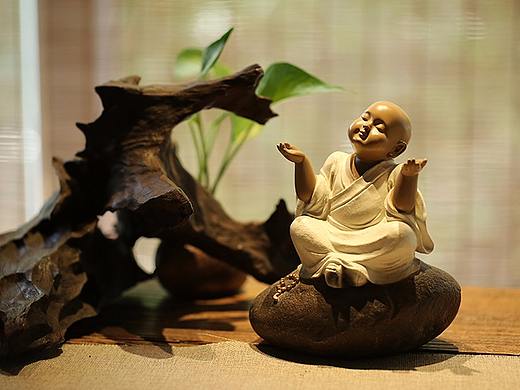 一角禅小沙弥《舍得》