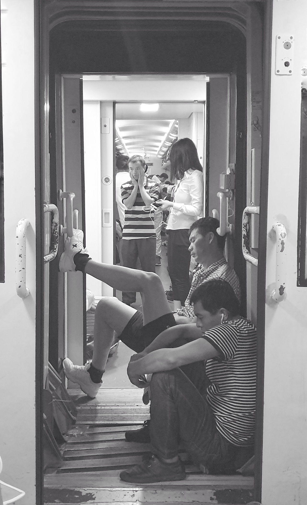 途（圖ZMTY2OTMwMTA0） - 人文/紀(jì)實(shí)攝影 - 站酷設(shè)計(jì)師打敗格格巫原創(chuàng)素材 - 站酷ZCOOL