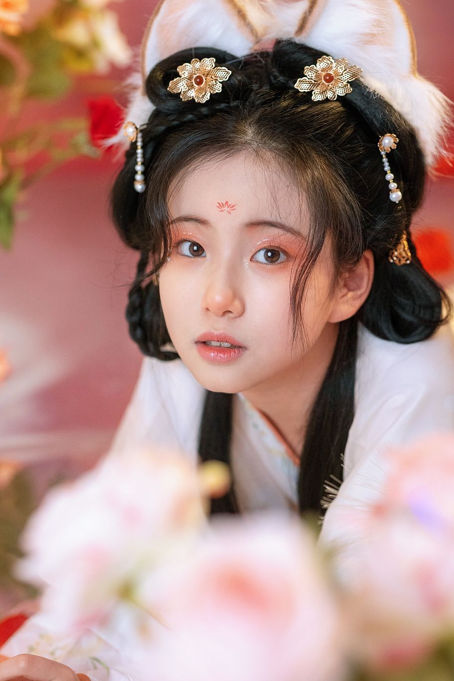 小狐仙闹新春（图ZMzI3OTA0MjUy） - 人像摄影 - 站酷设计师一颗小崩豆儿原创素材 - 站酷ZCOOL