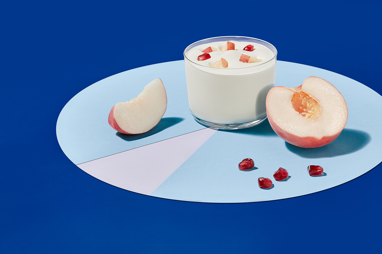 「商业修图」2021蒙牛纯甄小蛮腰宣传图（图ZMjk0NDUxNzk2） - 修图/后期 - 站酷设计师涂雪飞原创素材 - 站酷ZCOOL