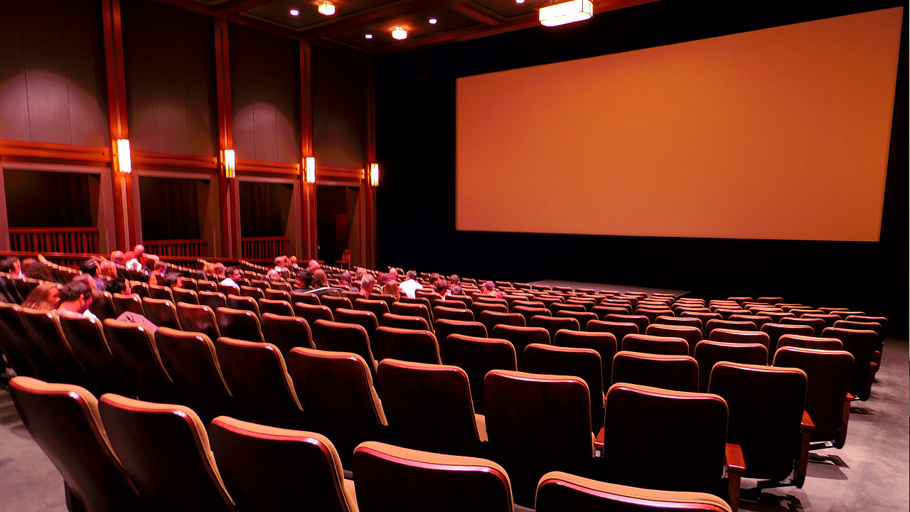 不大，但很干净的放映厅。