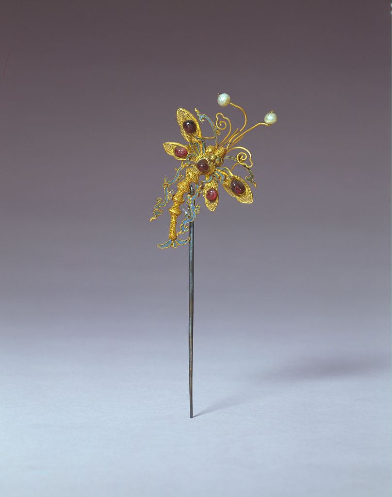 复刻 故宫 金镶宝石蜻蜓簪（图ZMjEyODA1NjA0） - 首饰设计 - 站酷设计师尹念珠宝原创素材 - 站酷ZCOOL