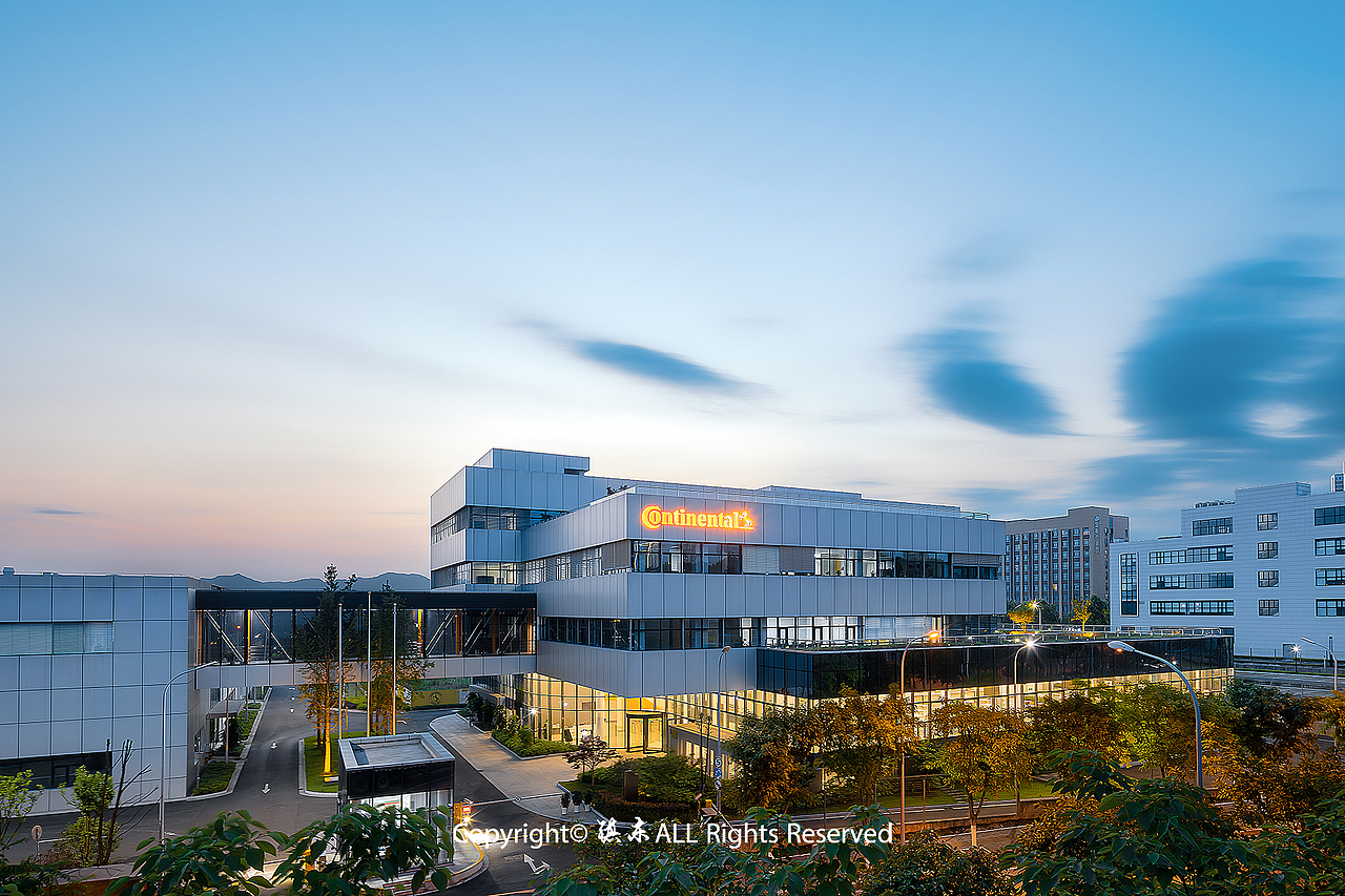 重庆大陆汽车研发建筑，重庆建筑空间摄影镇东（图ZMjA5NjgwNDM2） - 环境/建筑摄影 - 站酷设计师建筑空间摄影镇东原创素材 - 站酷ZCOOL