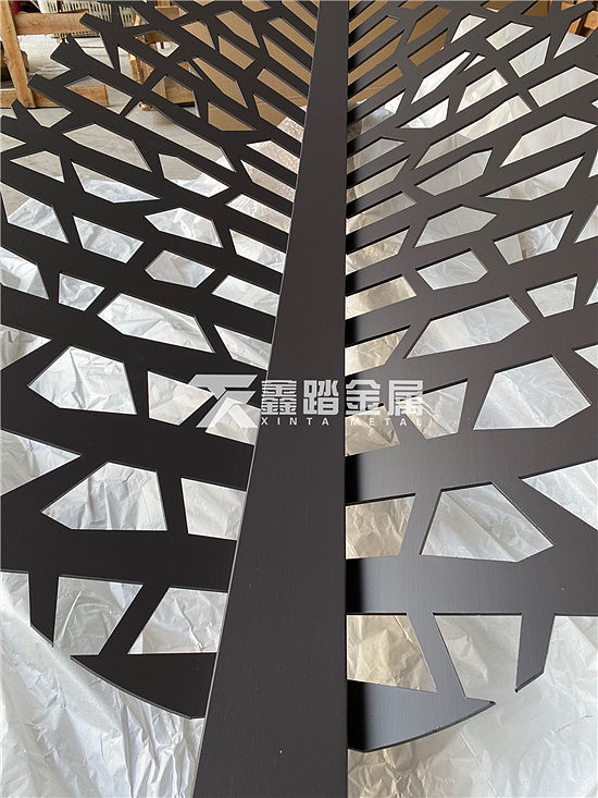 景观镂空树叶不锈钢雕塑公园落地摆件 黑色户外氟碳漆