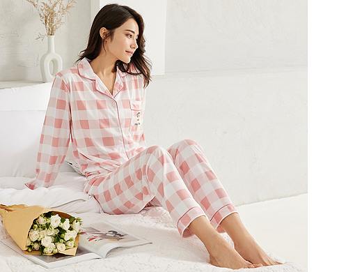 睡衣家居服拍摄—— 杭州宁人视觉出品