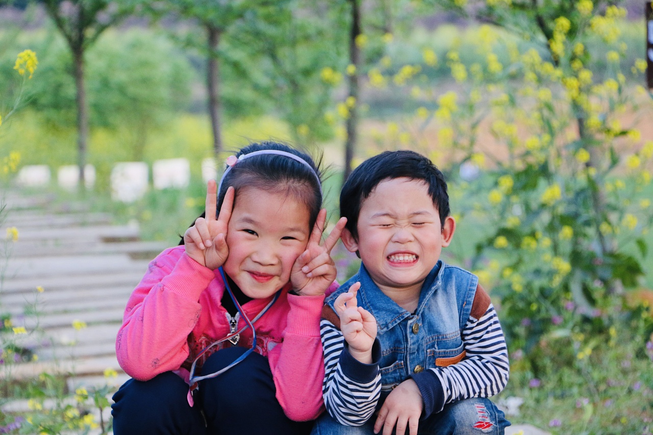 【微观林芝】雪域童颜:孩子童真的笑脸拥有最打动人心的纯洁-国际在线