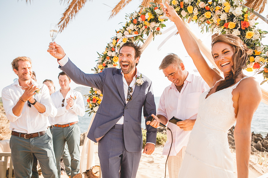 希腊旅行拍摄婚纱情侣亲子写真|最美的风景永远不在屏幕里（图ZNDM5MzY1MjA=） - 人像摄影 - 站酷设计师lycheesss原创素材 - 站酷ZCOOL