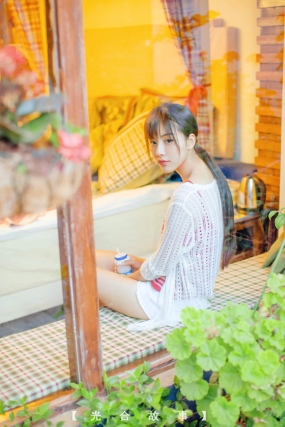 边走边逛（图ZMzUxNTEwNTI=） - 人像摄影 - 站酷设计师鱼鱼Mood原创素材 - 站酷ZCOOL