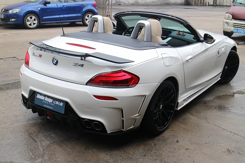 宝马Z4改装狼炎扰流尾翼定风尾箱盖包围保险杠轮眉