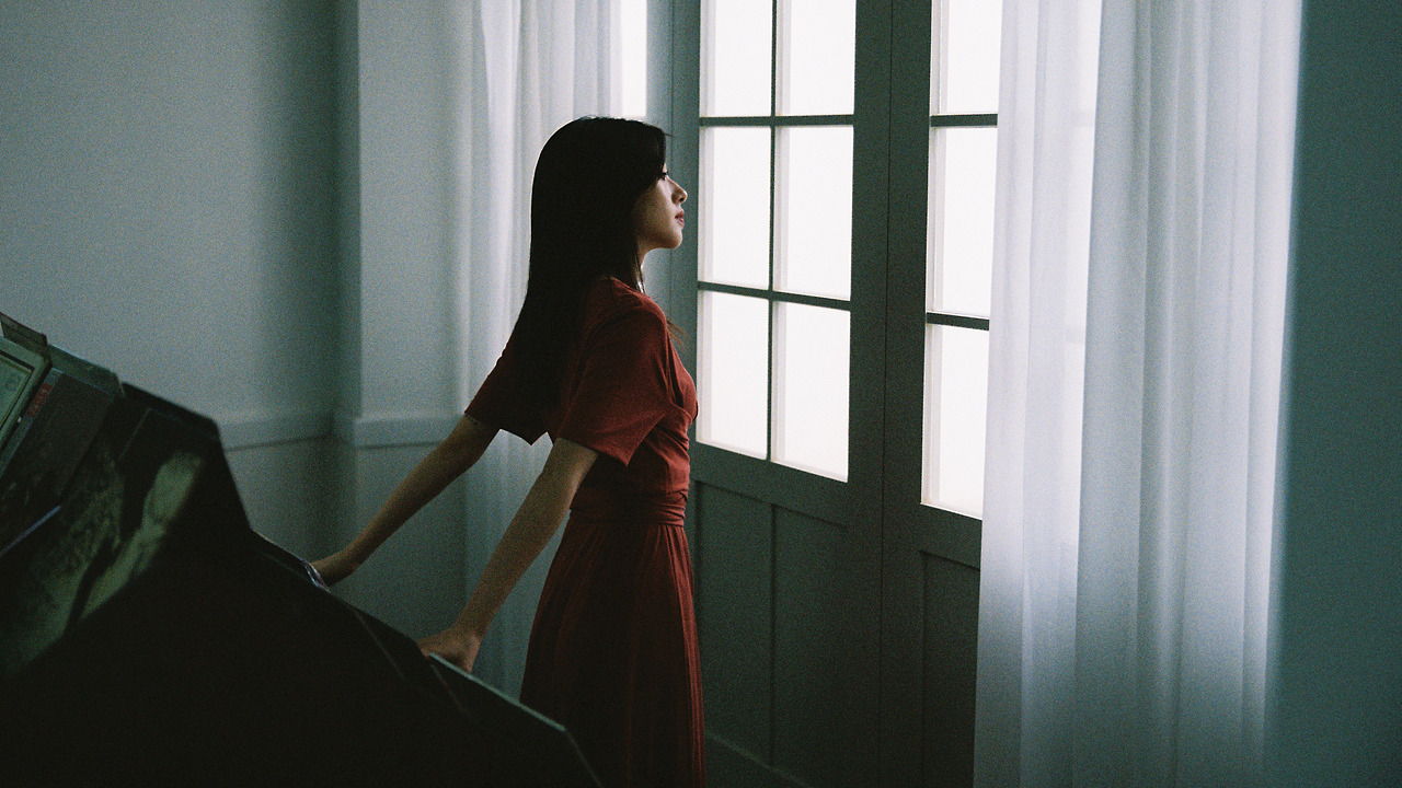 red skirt（图ZMTY5OTQ5MzAw） - 人像摄影 - 站酷设计师ARTLee小杰原创素材 - 站酷ZCOOL