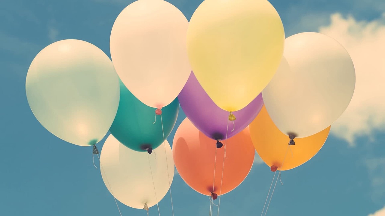 气球是承载了很多人的梦与希望,一组唯美小清新五彩缤纷的气球意境