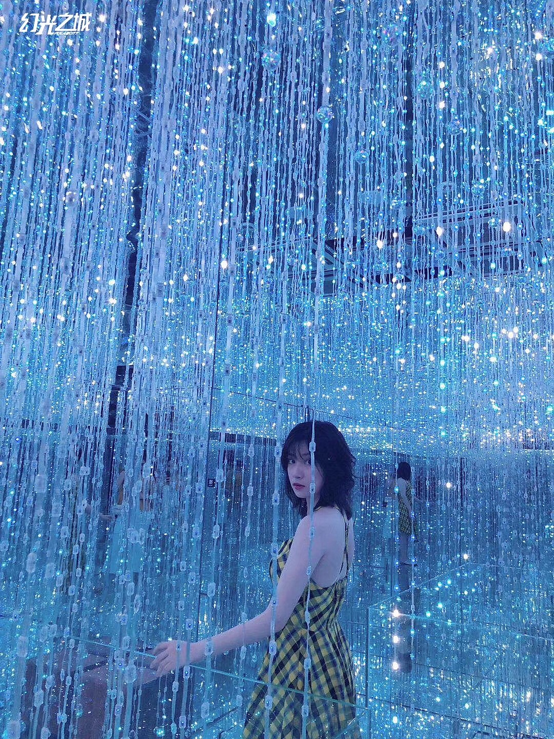 比失恋博物馆更豪华的黑科季《幻光之城》