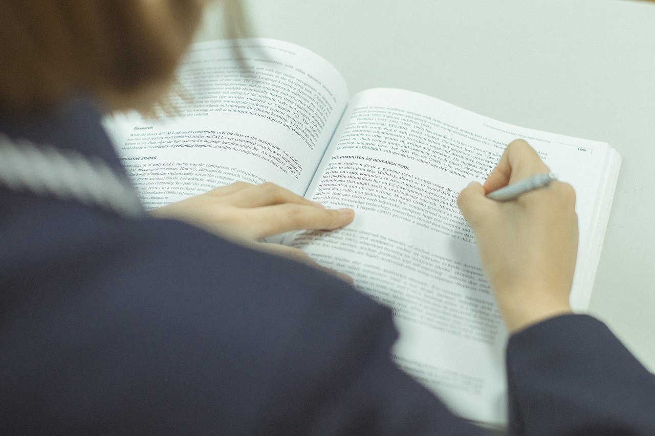 重温旧梦（图ZOTgxMjI1NDA=） - 人像摄影 - 站酷设计师欧小哥原创素材 - 站酷ZCOOL