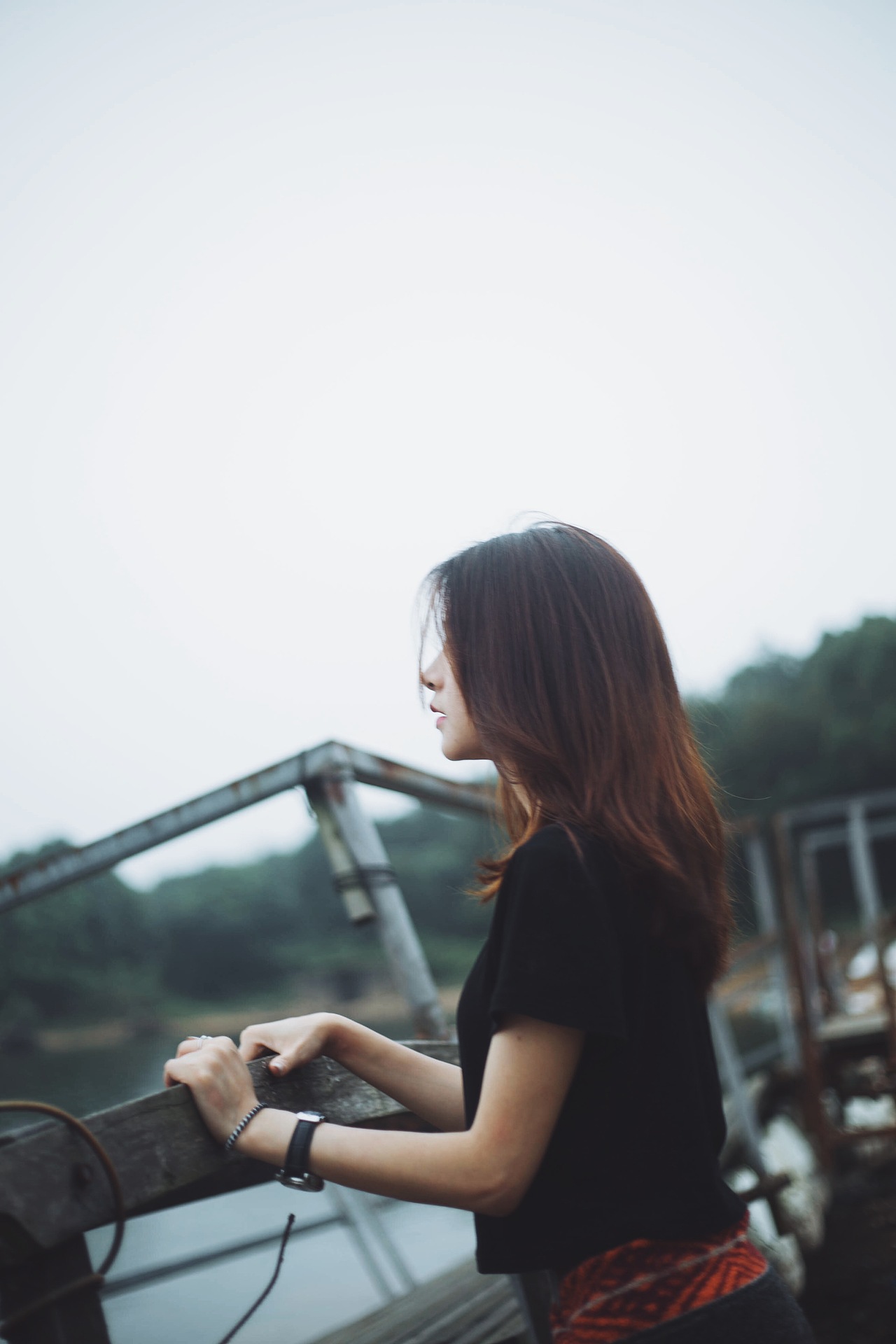 阴天里的小情绪（图ZNTAxNzEwMjA=） - 人像摄影 - 站酷设计师Lizi09原创素材 - 站酷ZCOOL