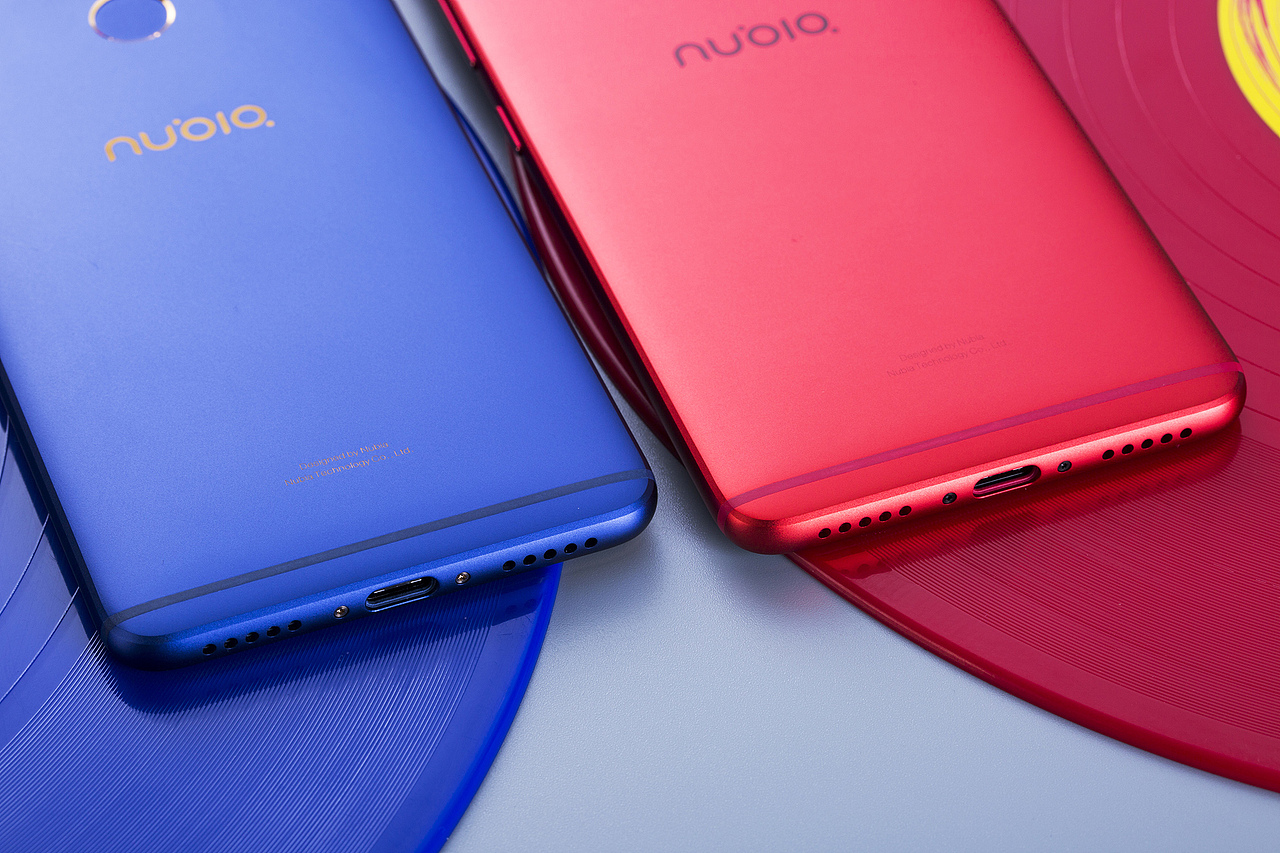 努比亚Z17 mini 红蓝CP配&荣耀9VS小米6（图ZODMxNDM1MDg=） - 产品摄影 - 站酷设计师X老师会拍照原创素材 - 站酷ZCOOL