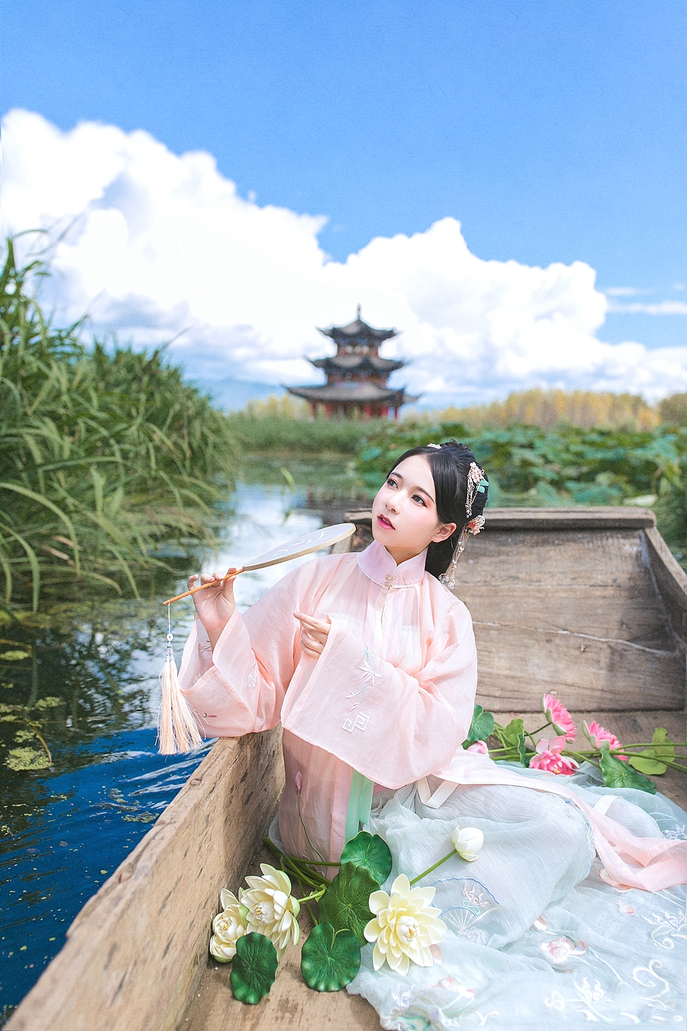 红藕香残玉簟秋