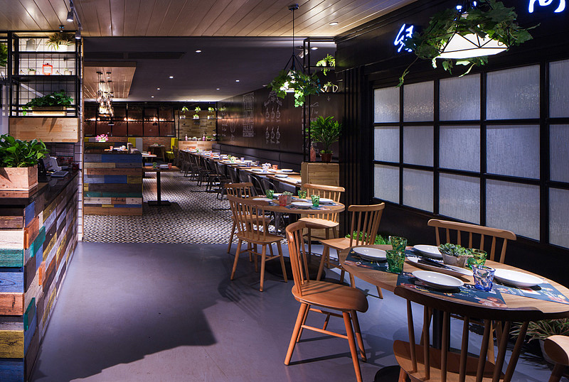 餐饮空间设计·绿茵阁广州天娱店(图ZNjM2ODAwMzI=) - 家装设计 - 站酷设计师华空间设计原创素材 - 站酷ZCOOL