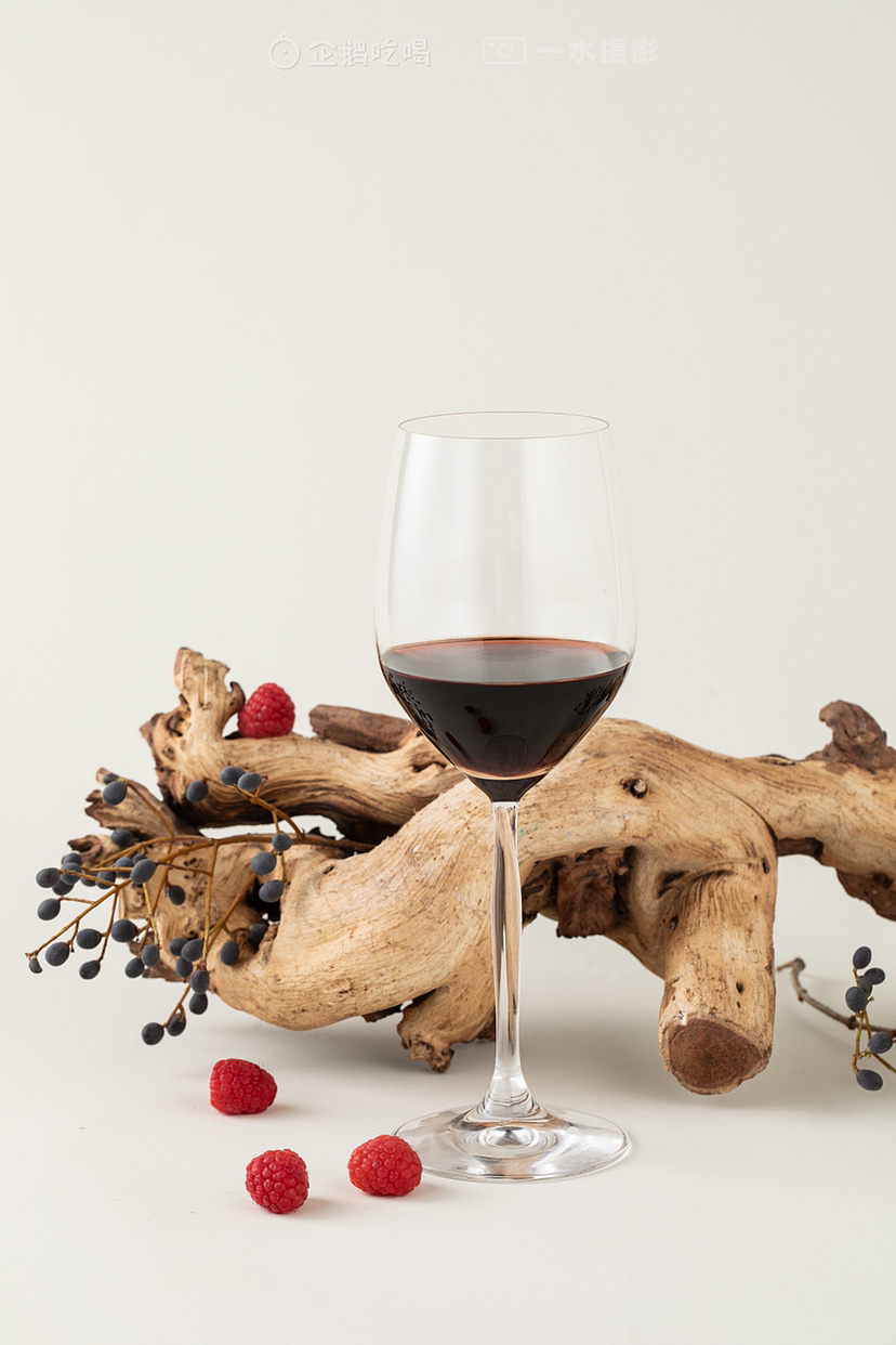 一组葡萄酒片子