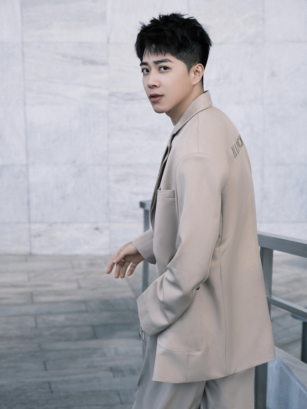 📸️#朱俊麟｜电影🎬《听说你喜欢我》（图ZMzM0MTgwNjYw） - 时尚/艺术摄影 - 站酷设计师时尚摄影师东方原创素材 - 站酷ZCOOL