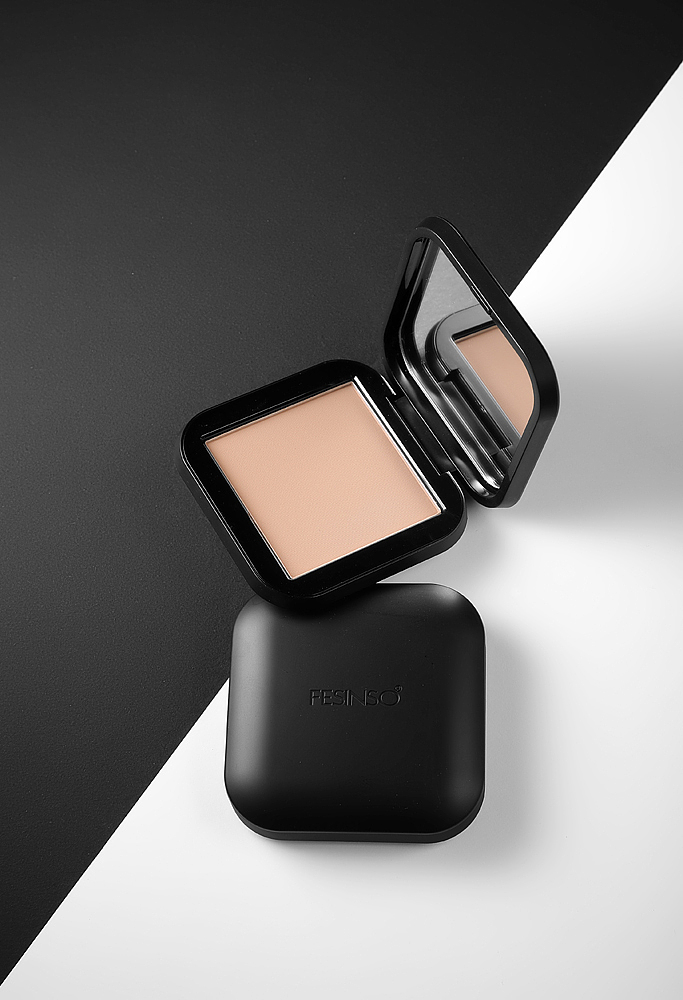 几组化妆品创意拍摄