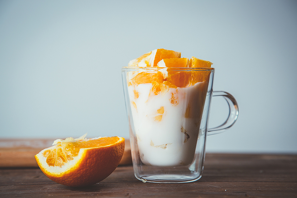 美食手账--冰凉的水果酸奶杯