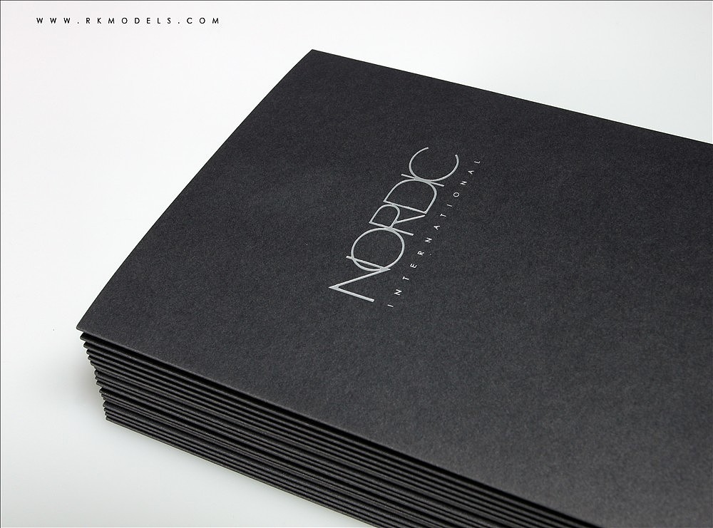 nodic系列设计——logo，名片，折页，海报（图ZMzUxMDYwNA==） - 品牌 - 站酷设计师亚历山大不失眠原创素材 - 站酷ZCOOL
