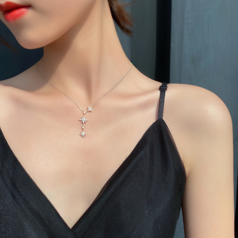 ins风冷淡风耳环耳钉耳饰模特拍摄项链首饰模特拍摄