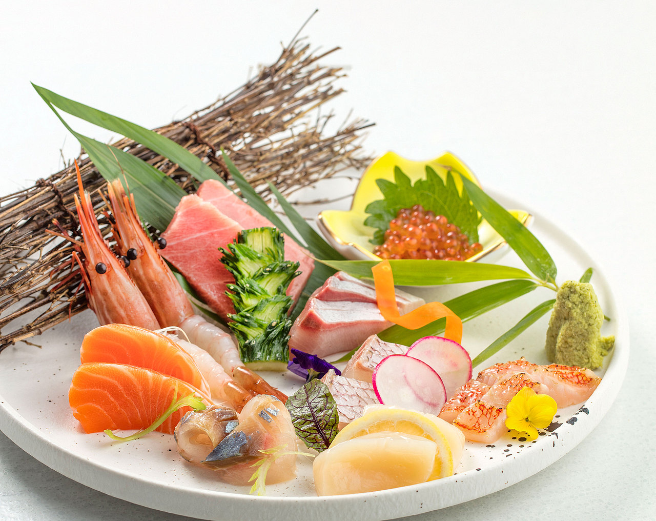 舌尖上的“鱻一” 品牌设计（图ZMTU3NjE5MDky） - 品牌 - 站酷设计师YibangDesign原创素材 - 站酷ZCOOL