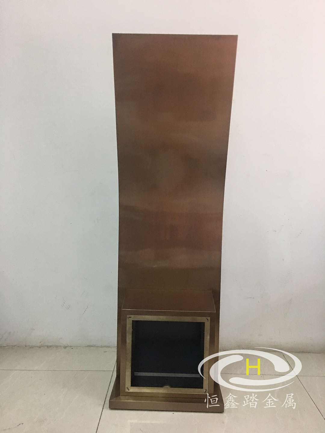 地产小区门口可视对讲工作台 公司门口刷脸门禁机机座