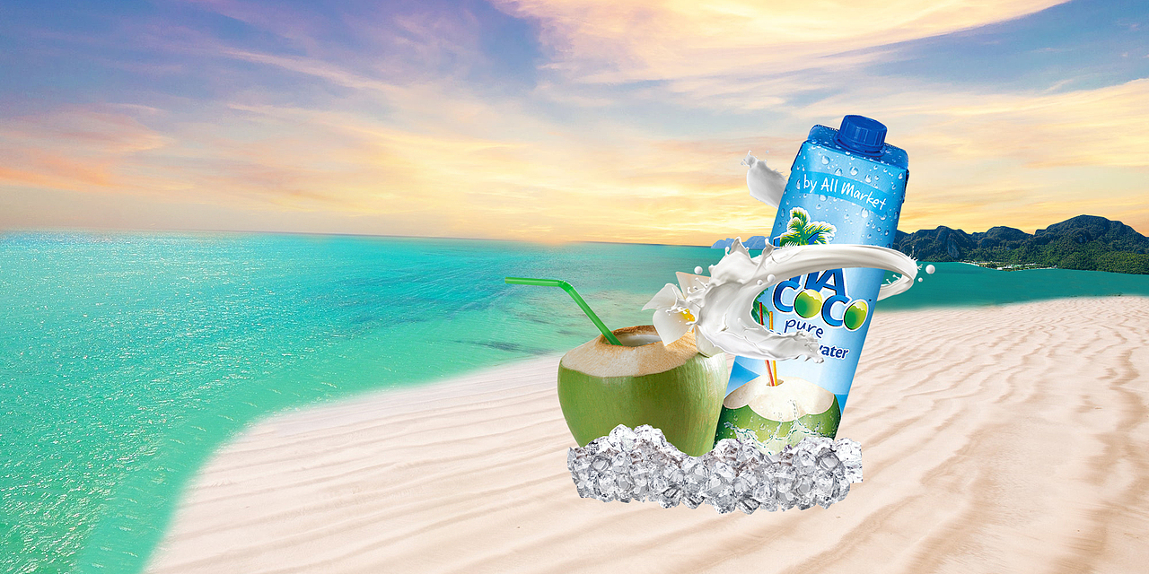 沙滩上的椰子汁