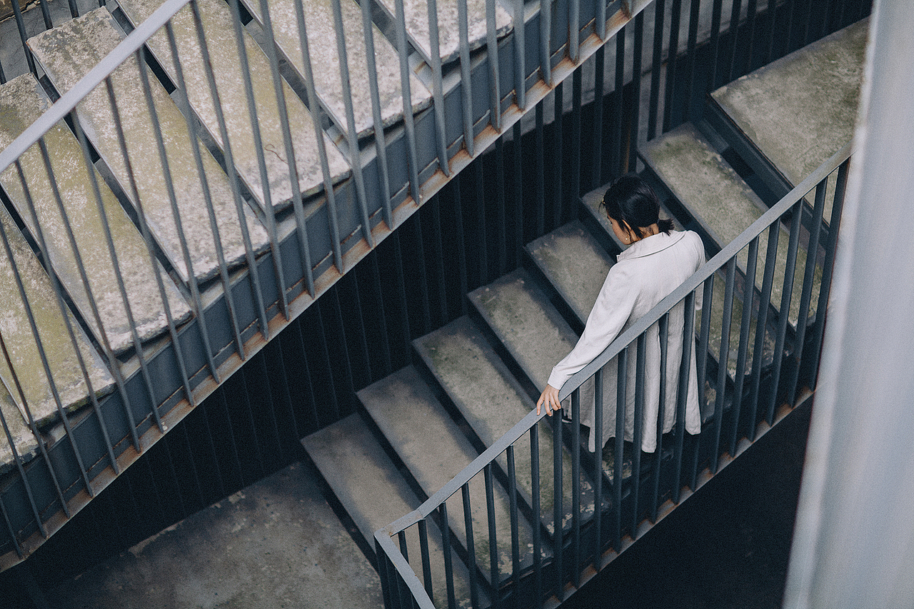 灰 色 的 蓝（图ZMjU5MTU5Nzk2） - 人像摄影 - 站酷设计师宅叔日记原创素材 - 站酷ZCOOL