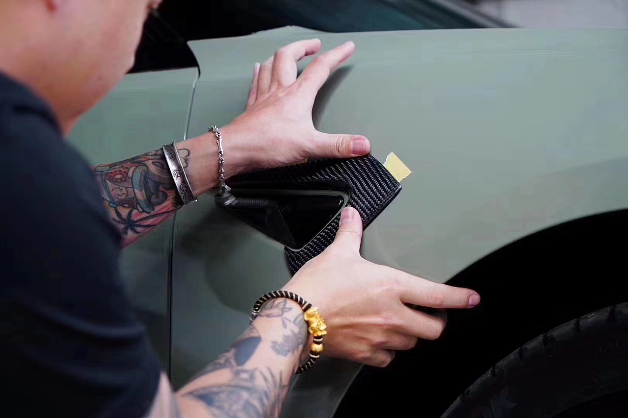 特斯拉Model3改装CMST碳纤维小包围 前唇后唇侧裙尾翼